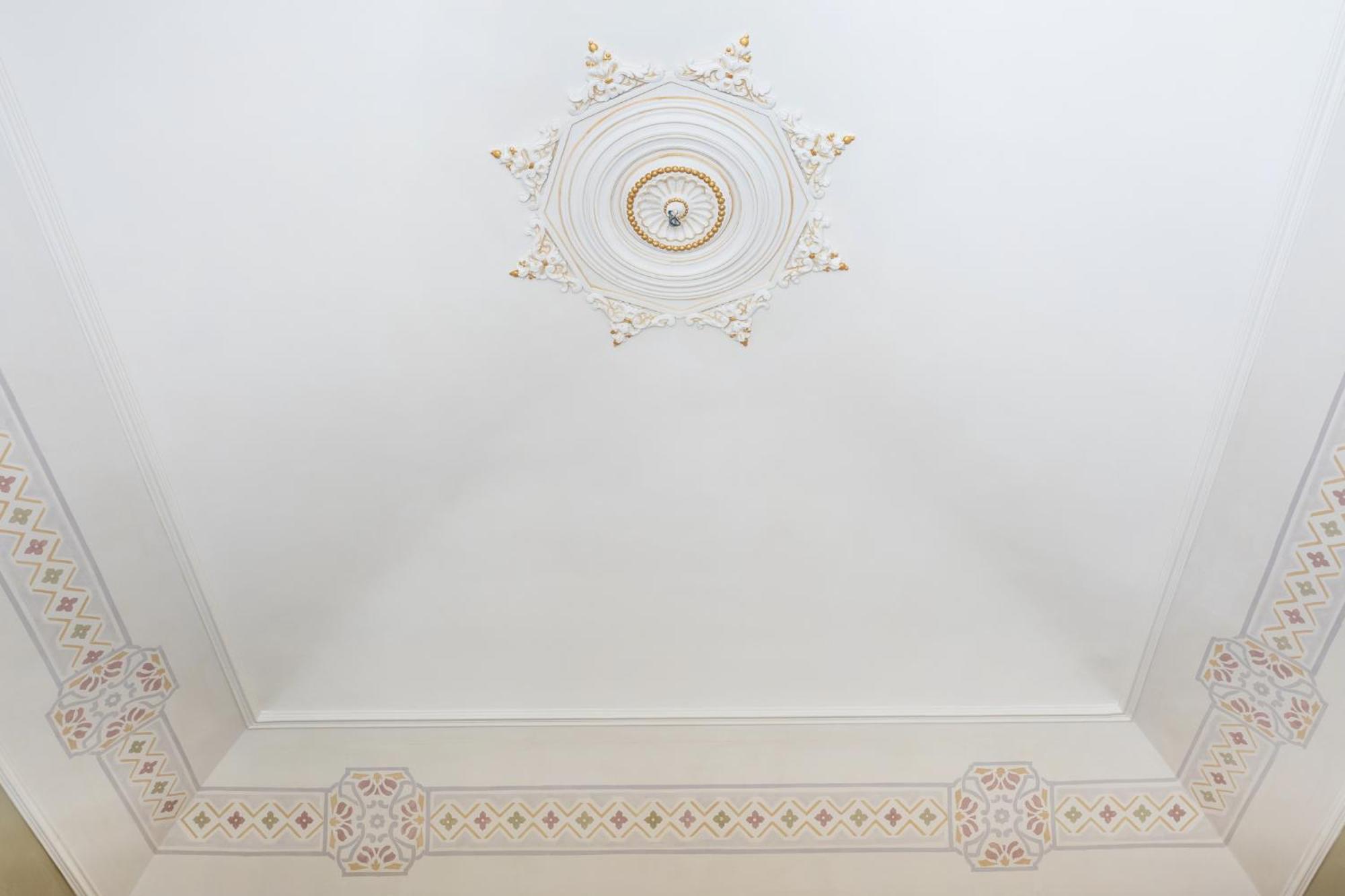 Palazzo Costarelli - *