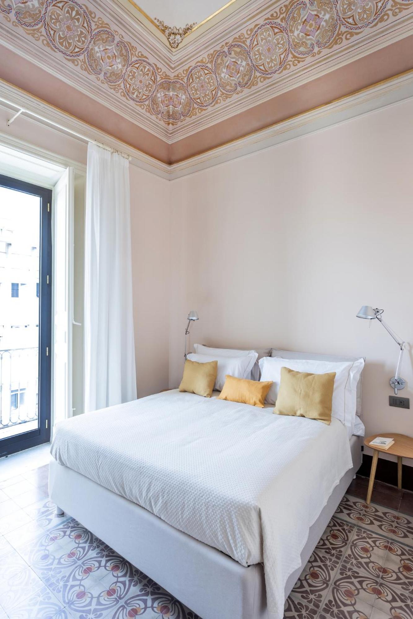 Couette-café Palazzo Costarelli - *