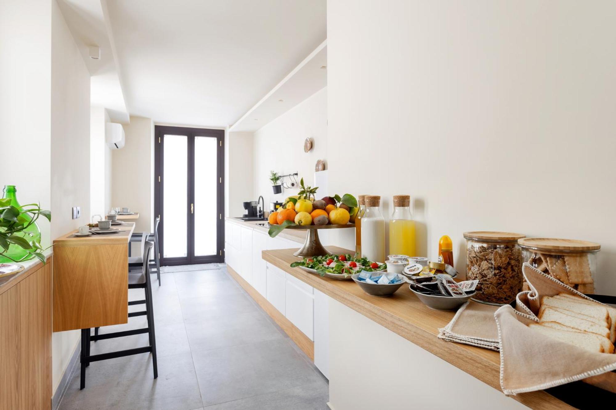 Bed & Breakfast Palazzo Costarelli - Aeroporto di Catania Fontana Rossa